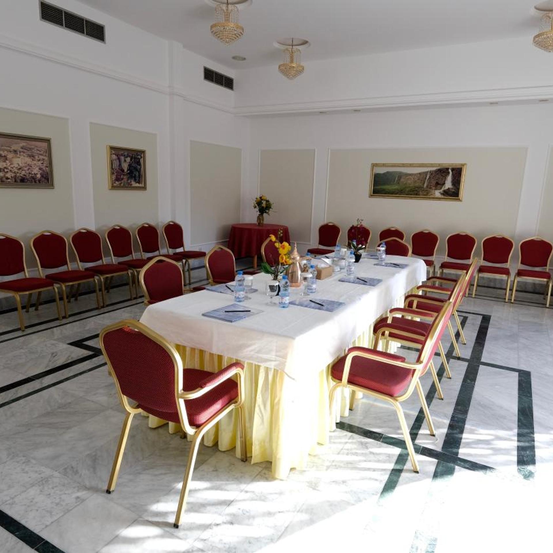 Falaj Daris Hotel 38/50