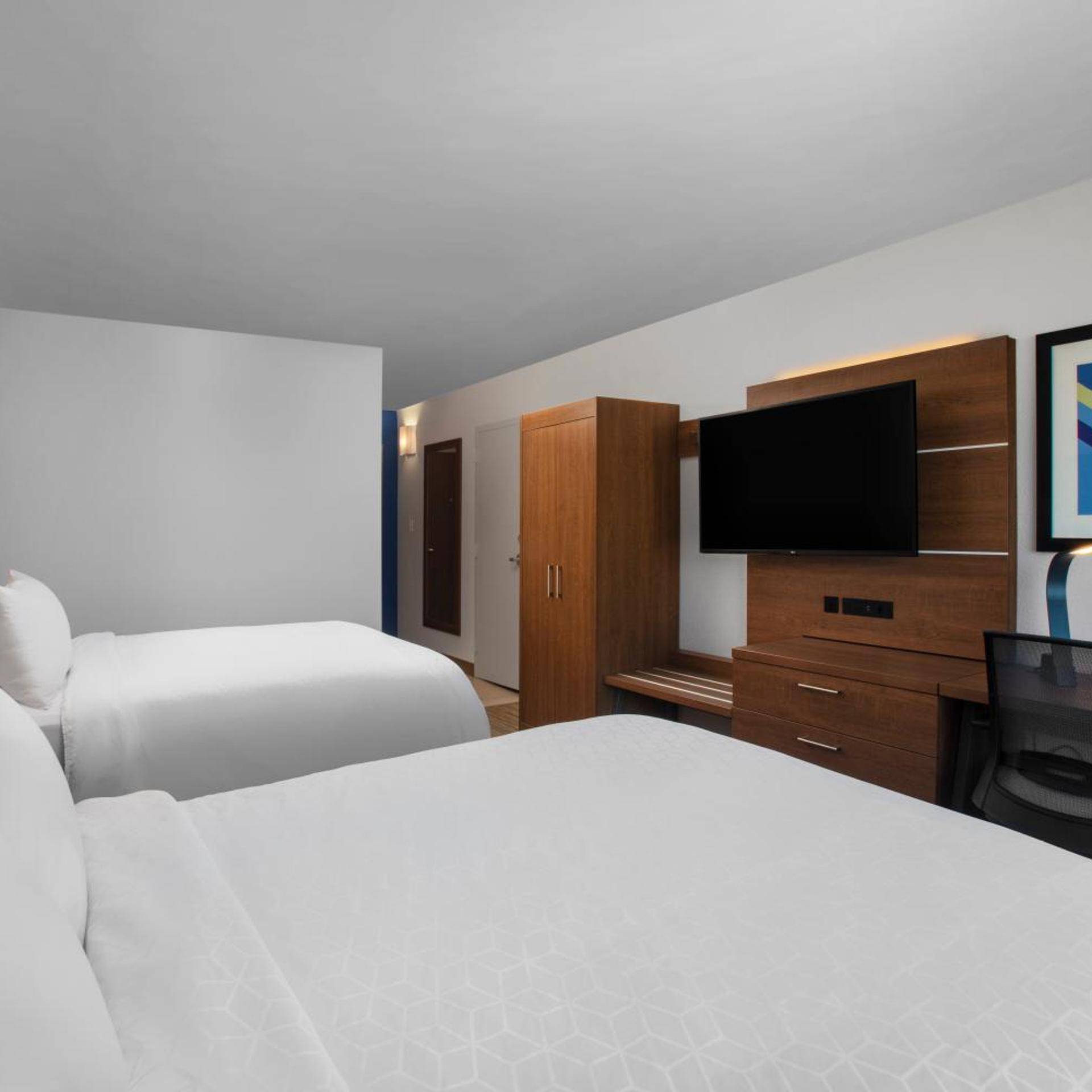 Deluxe, 2 Double Beds