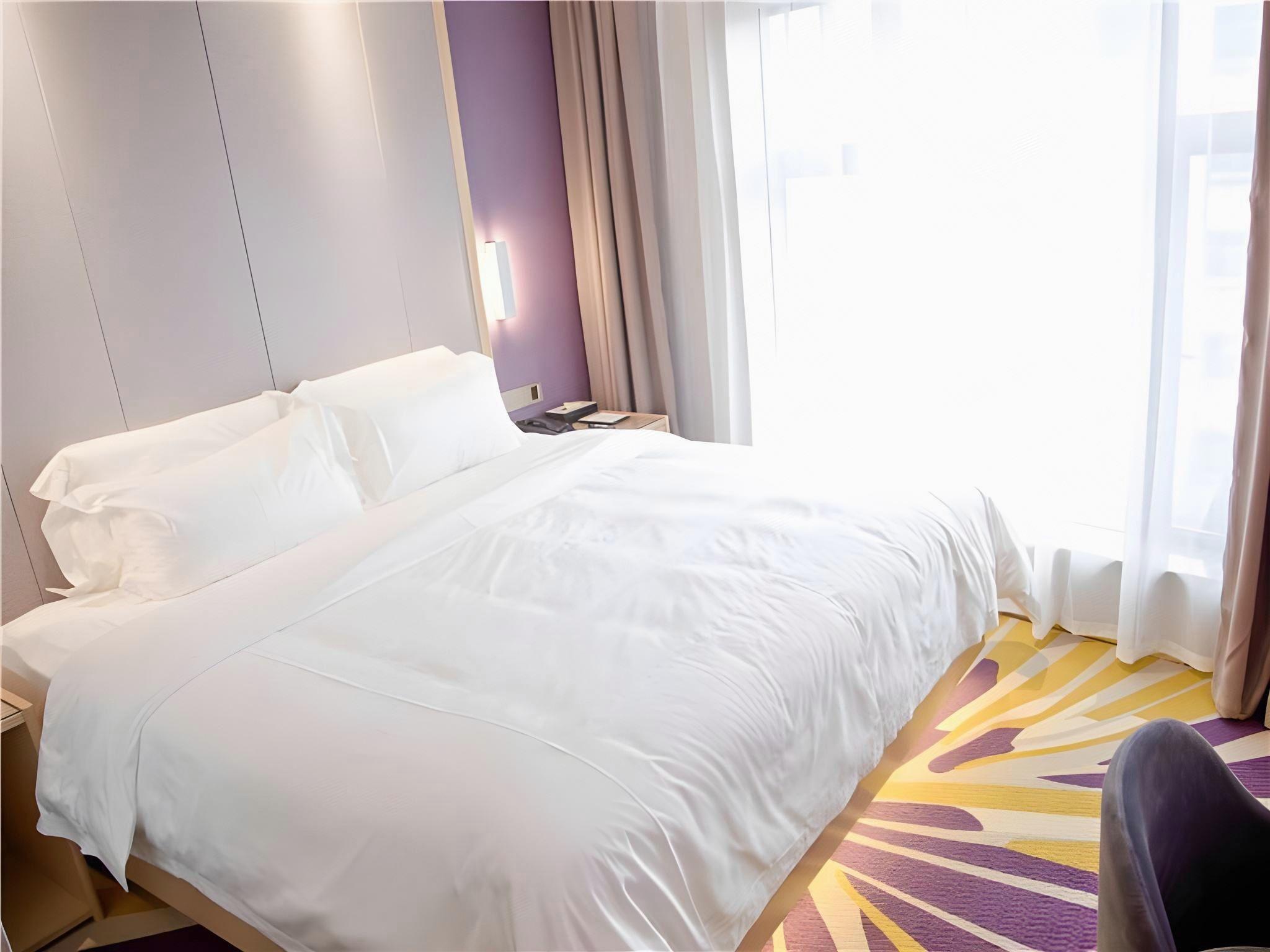 Deluxe, Double Bed