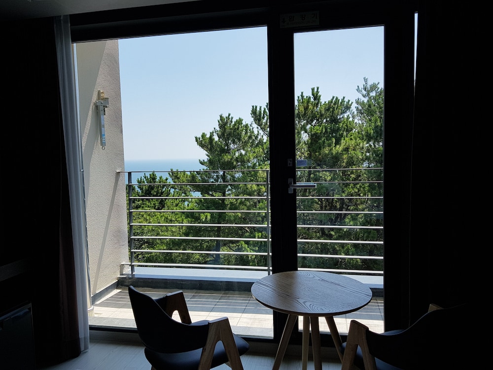 Suntree Hotel 30/50