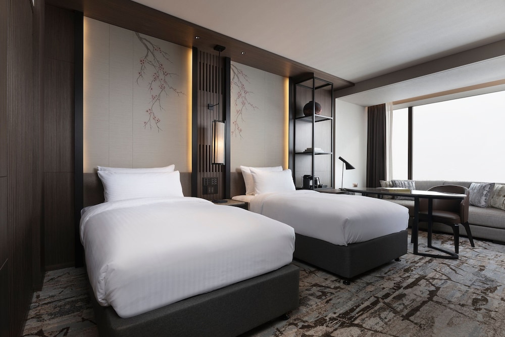 Higashiyama Niseko Village, a Ritz-Carlton Reserve 10/42