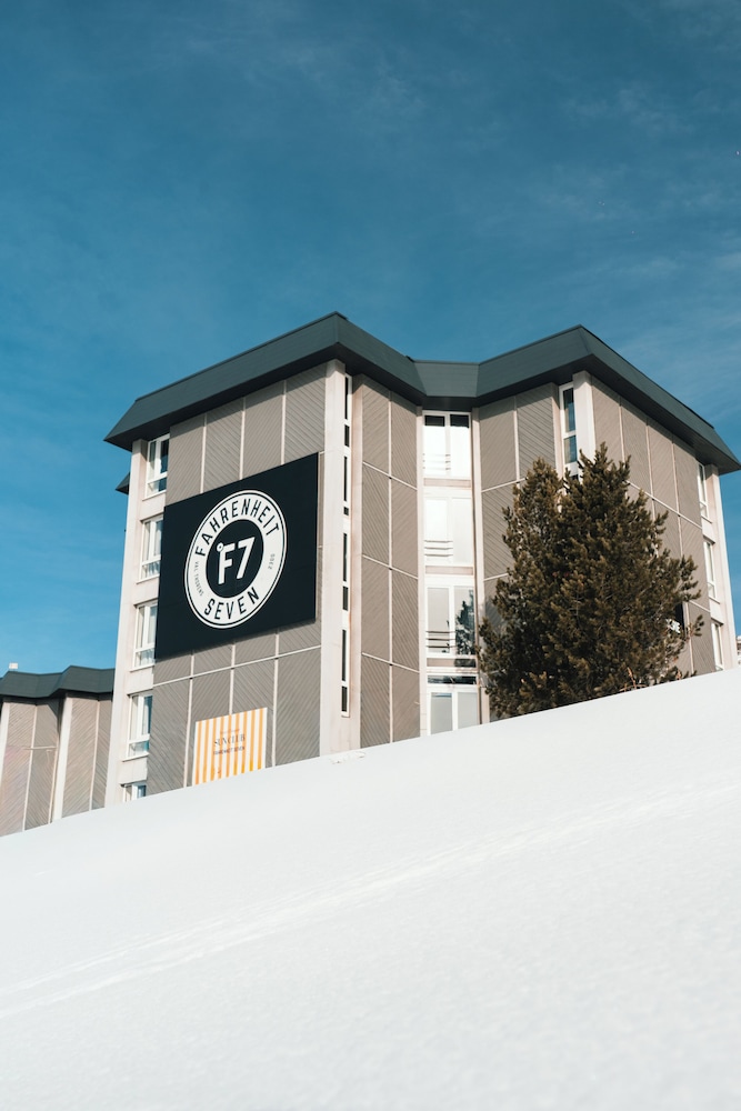 Fahrenheit Seven Val Thorens 7/74