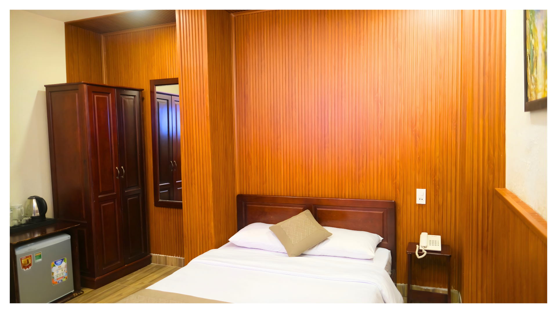 Basement, Double Bed, with View