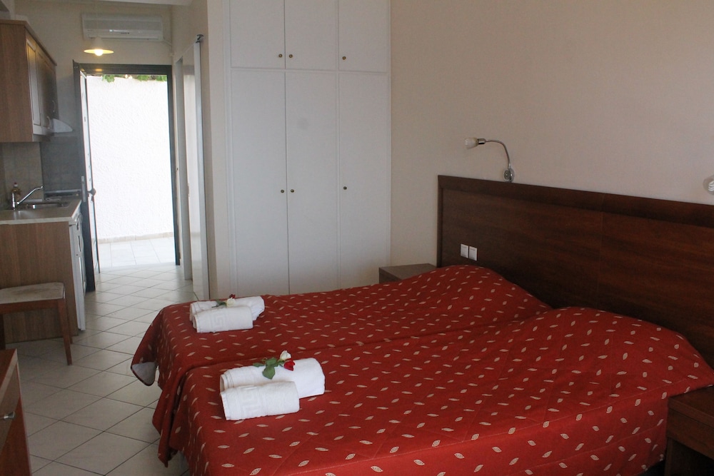 Room at Lido Sofia Apartments, Agios Gordios