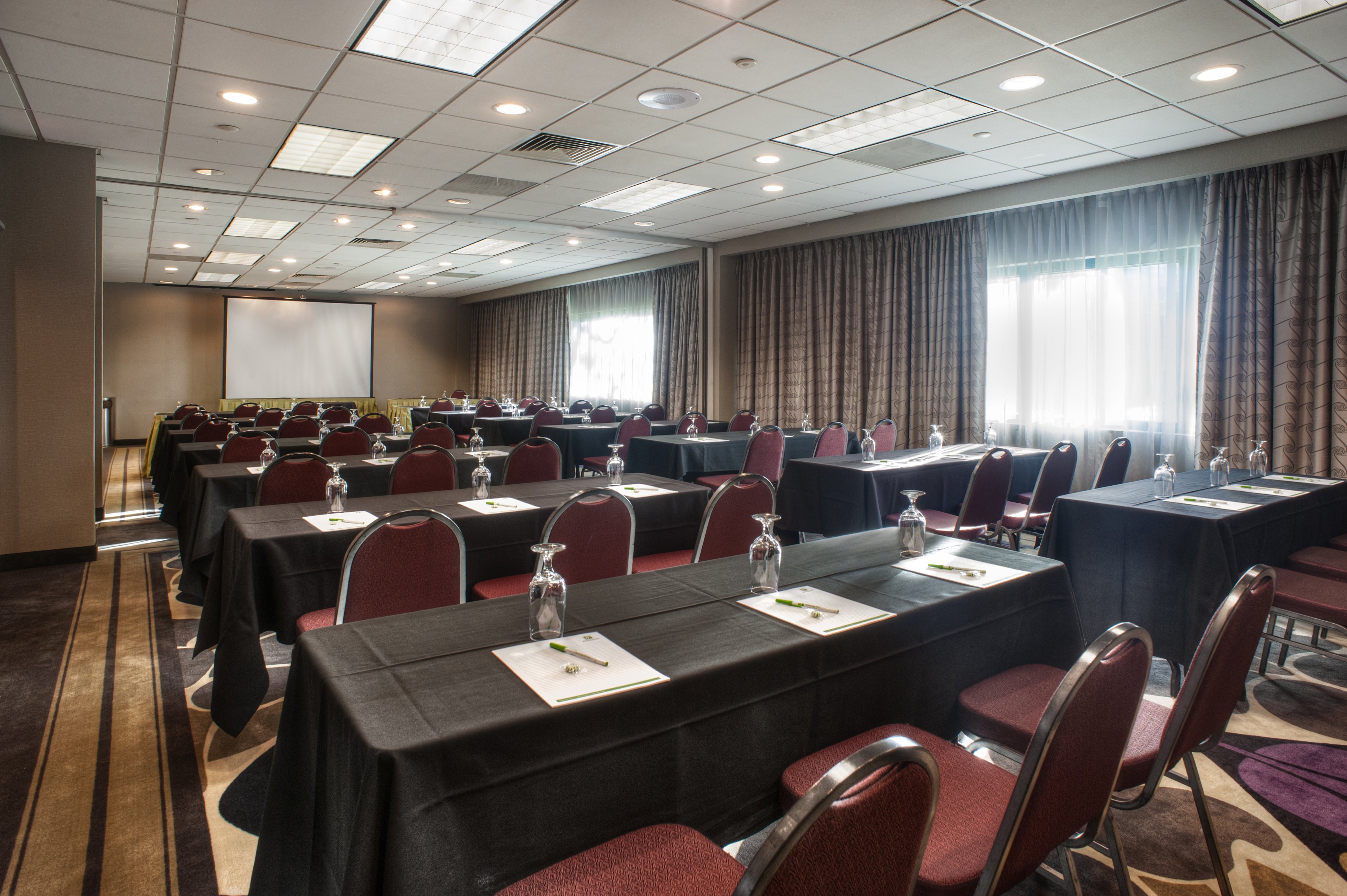 Holiday Inn Princeton 52/60