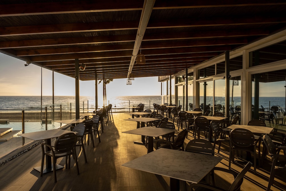 Hotel Cadiz Bahia 74/86