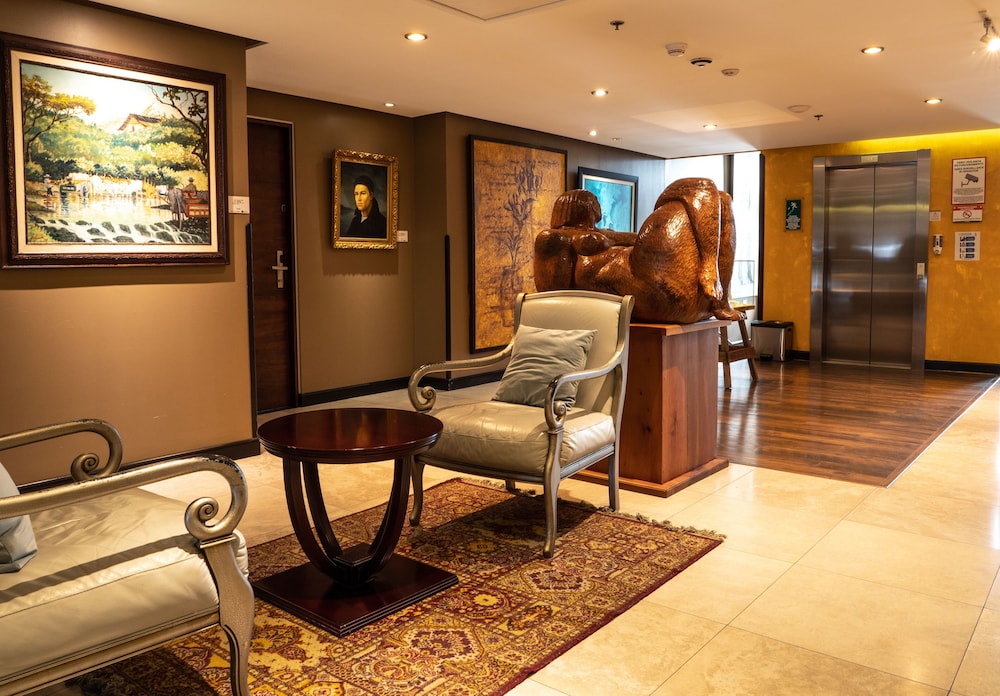 Studio Hotel Boutique 51/75