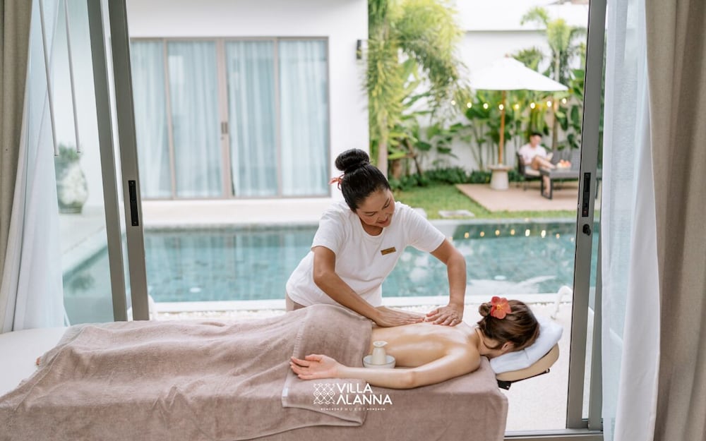 Villa Alanna Phuket 32/58