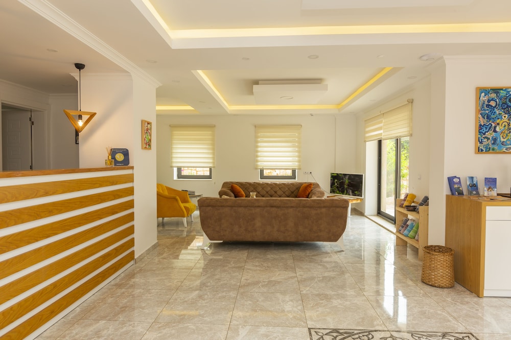 Payam Hotel 7/50
