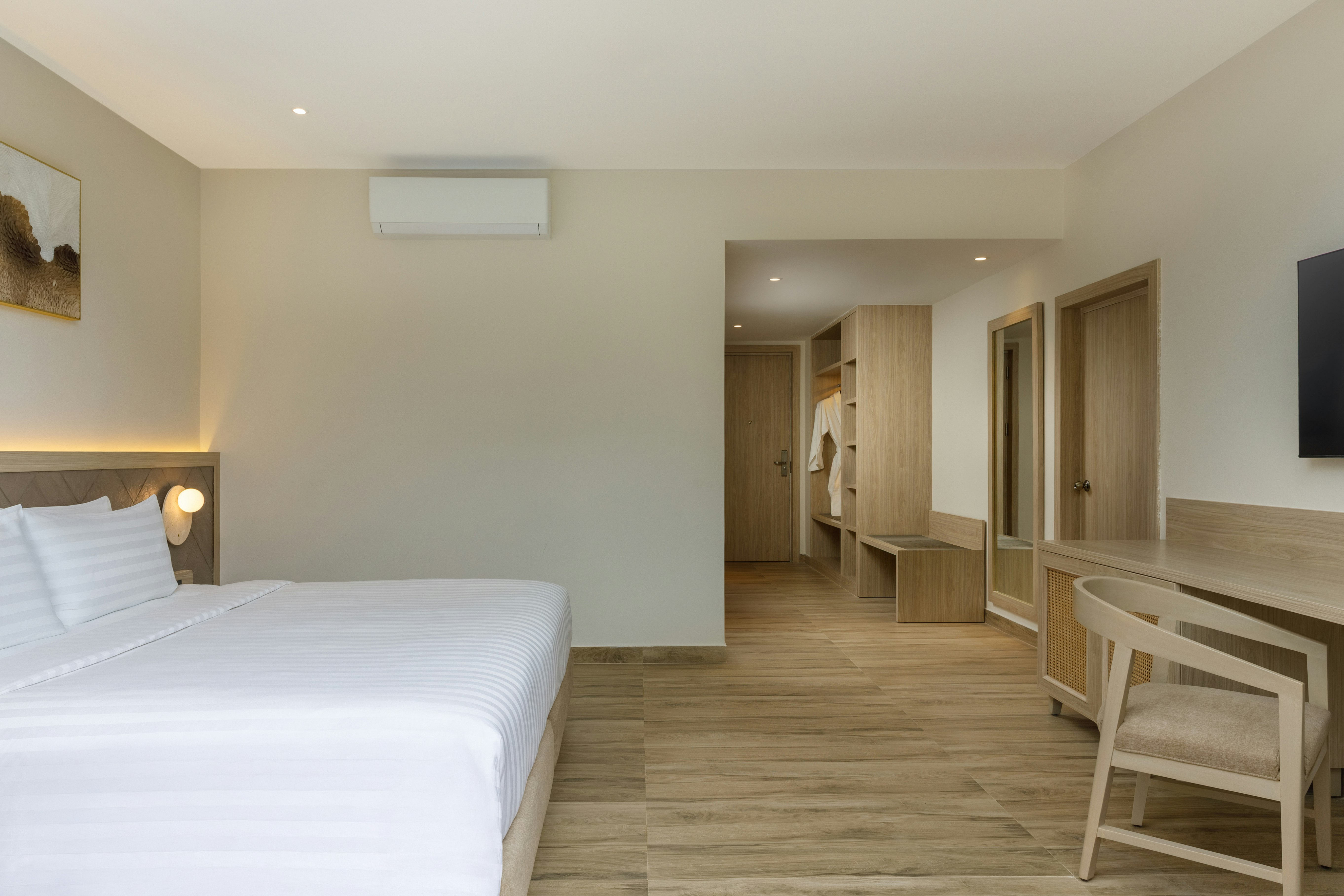 Himalayan Hideaway Resort Pokhara, The Centara Collection 12/62