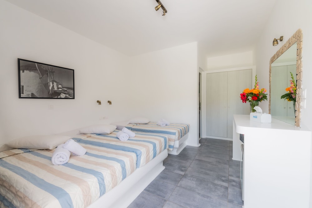 Paradise Beach Resort - Adults Only 19/69