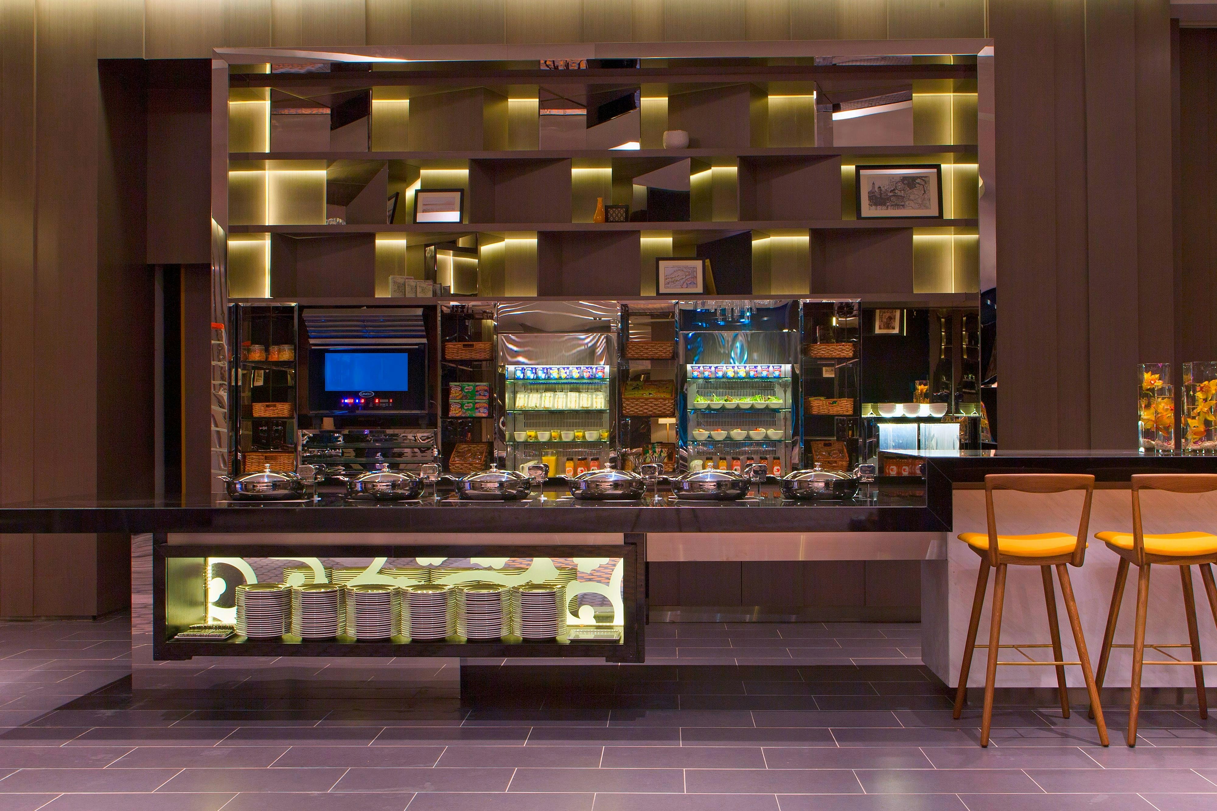 LE MERIDIEN KUALA LUMPUR 57/83