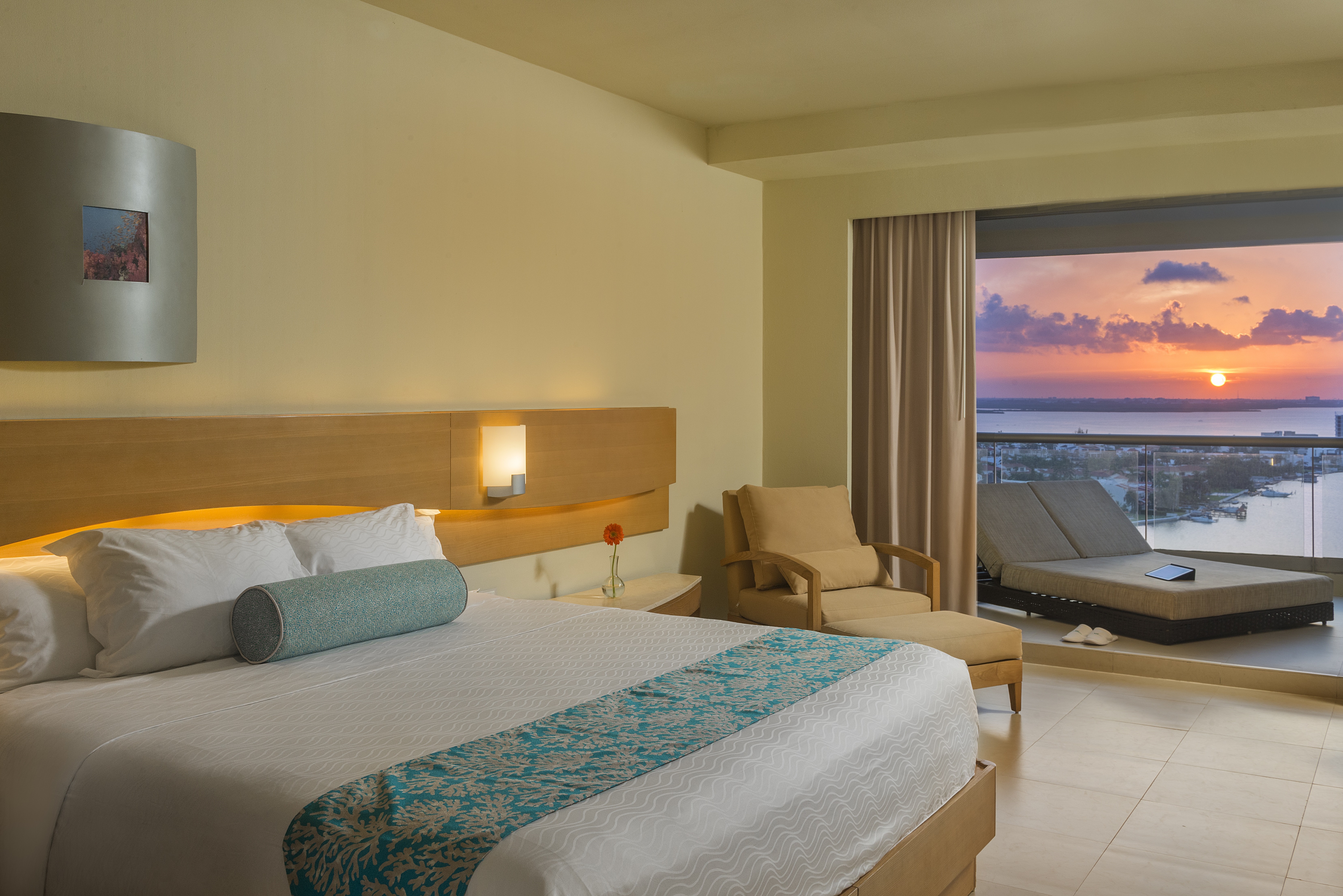Deluxe, Double Bed, Lagoon View
