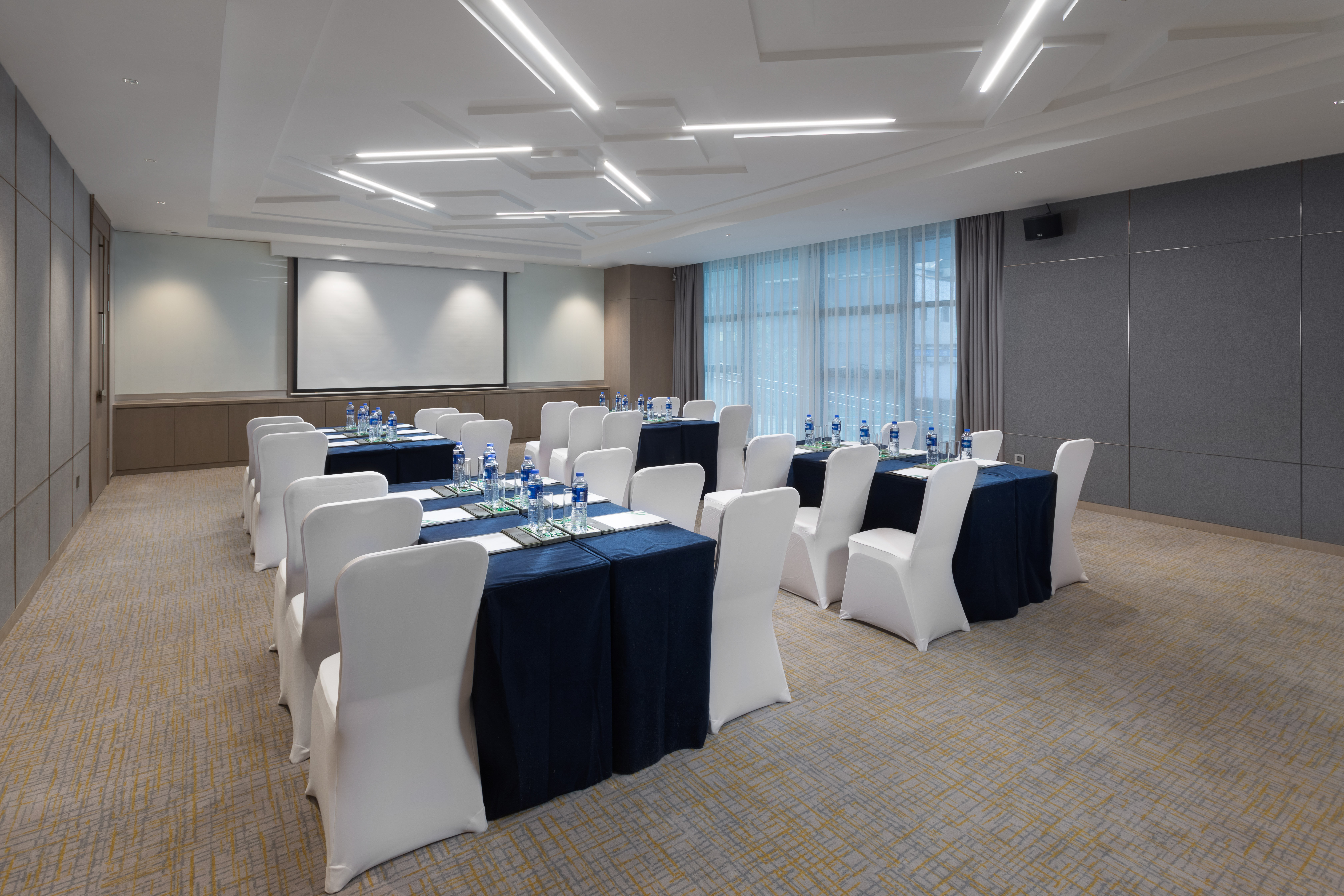 Holiday Inn Guiyang City Center 43/49
