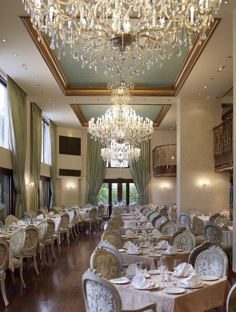 GRAND SERAI CONGRESS & SPA 56/64