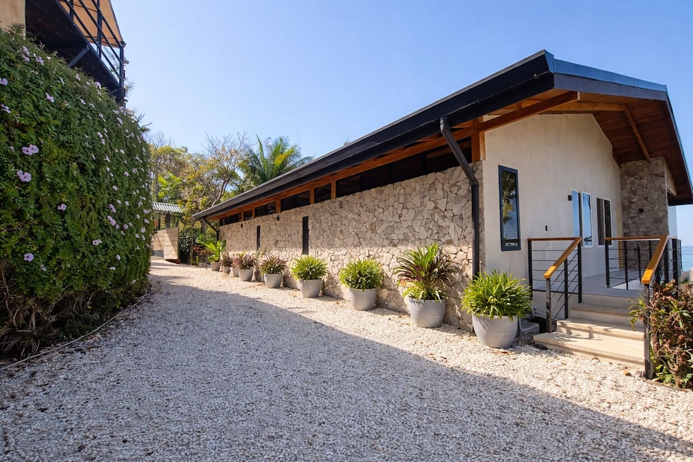 Vista Naranja Ocean View House 5/50
