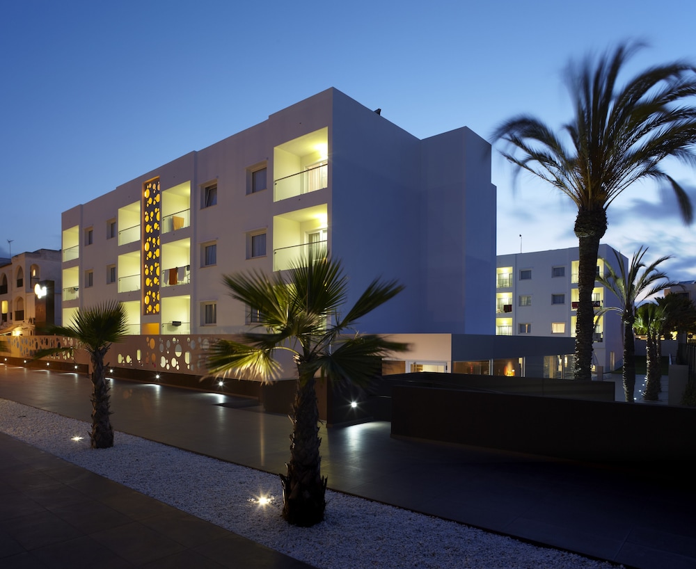 Ibiza Sun Apartments 4/60
