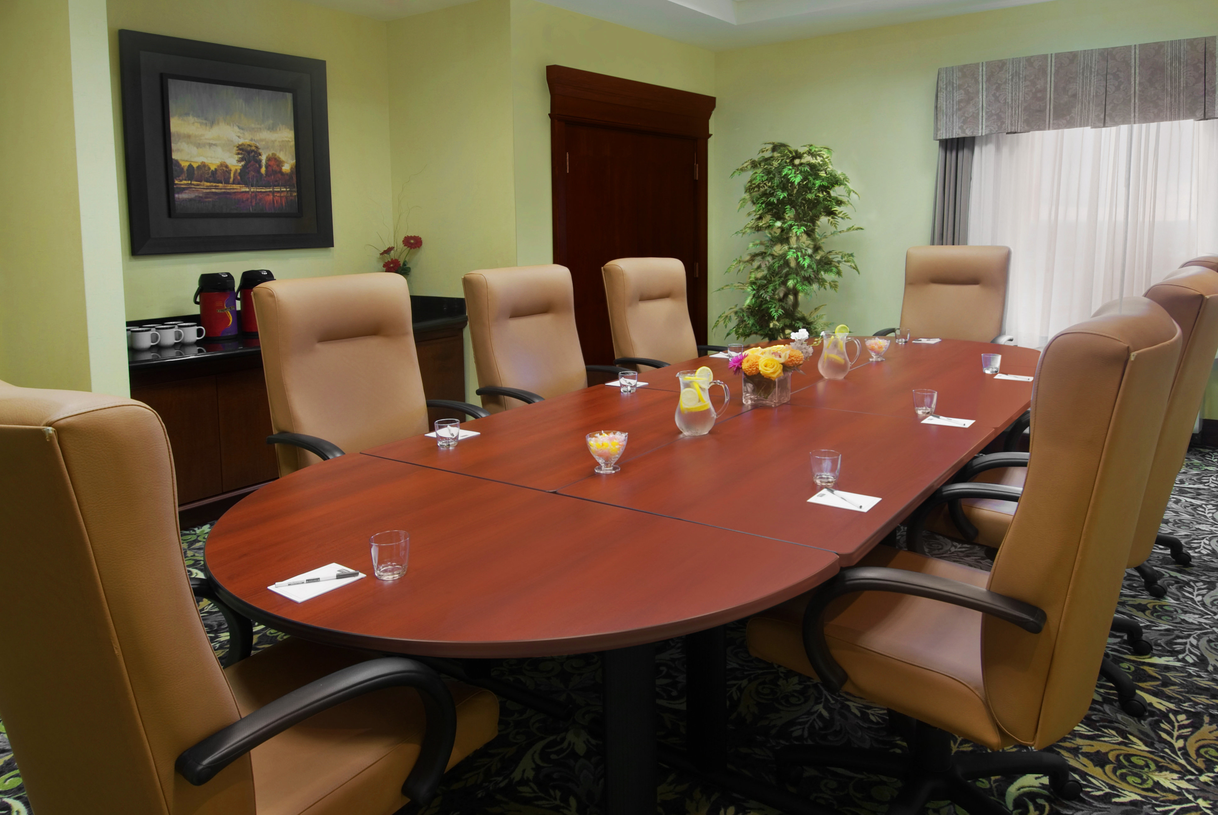 STAYBRIDGE SUITES GUELPH 64/78