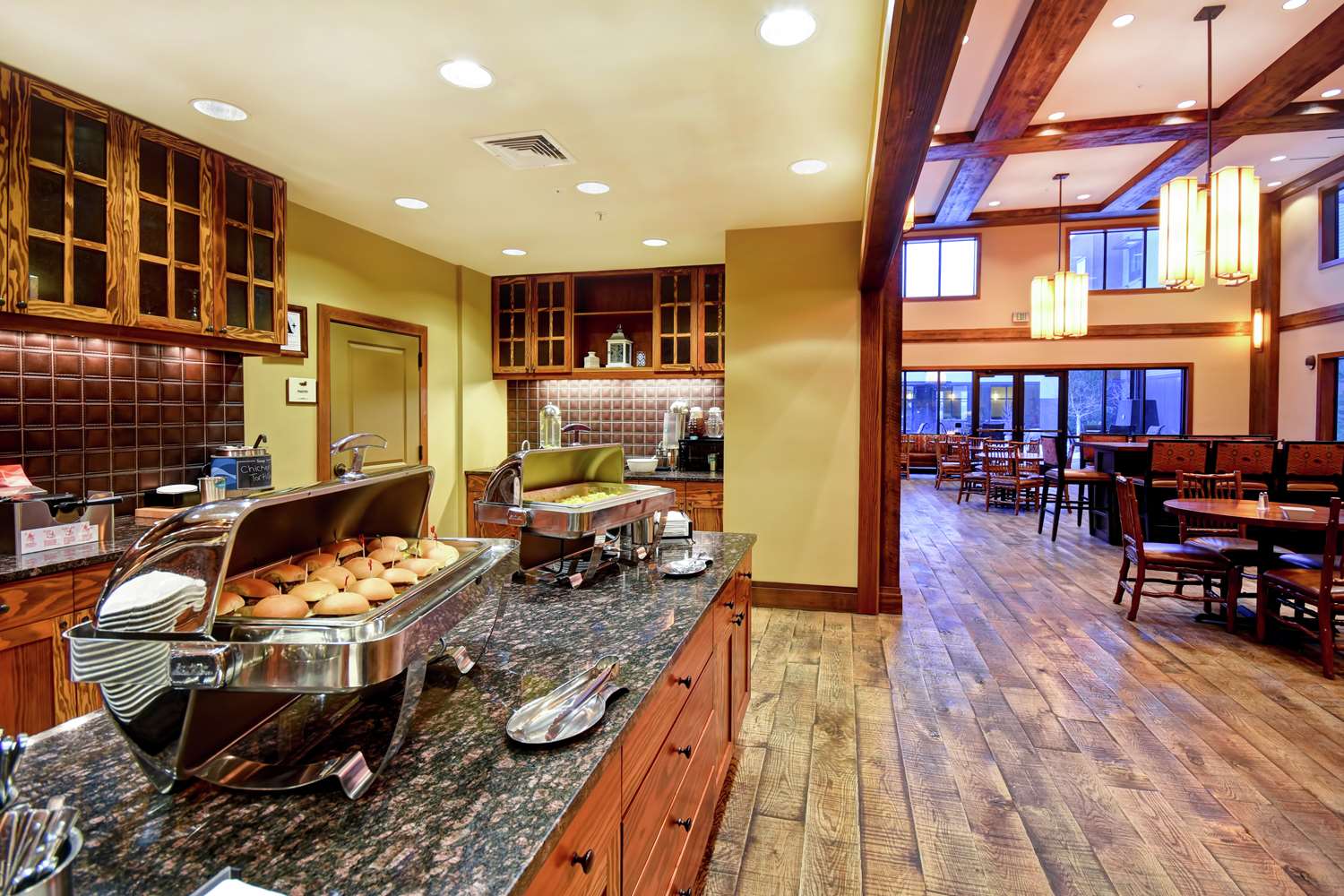 restaurant cafeteria