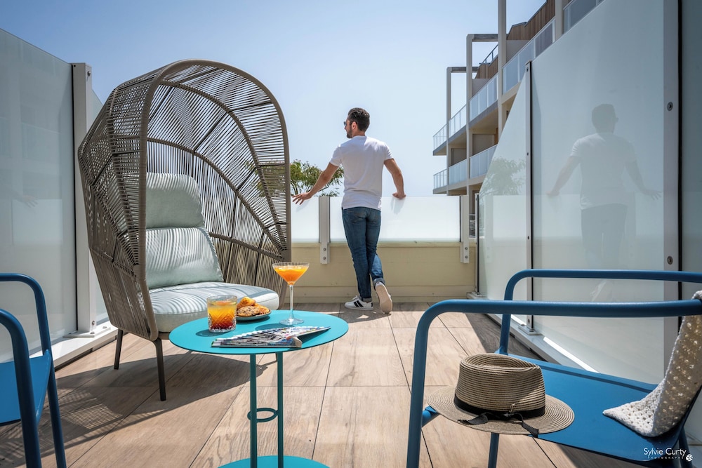 Mercure La Rochelle Vieux Port Sud 37/69