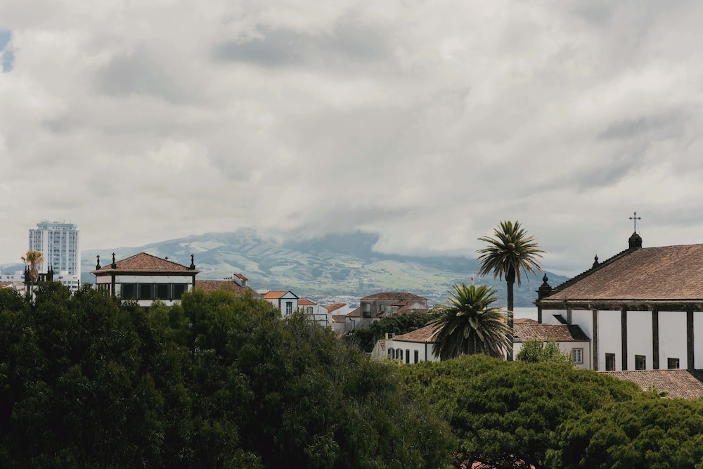Hotel Ponta Delgada 117/122