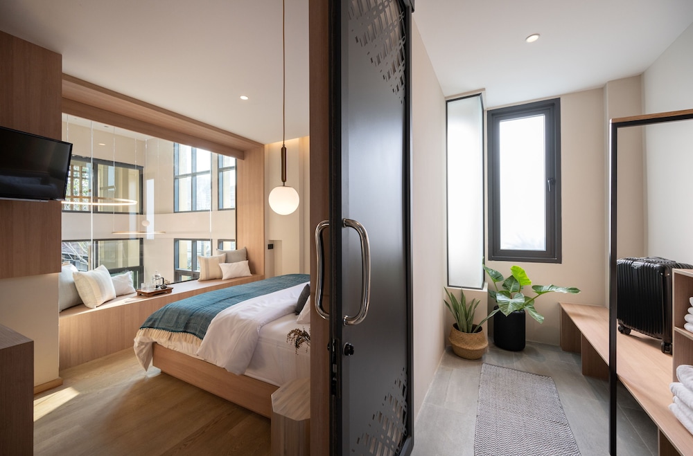 SHAN Villas Sukhumvit 25/70