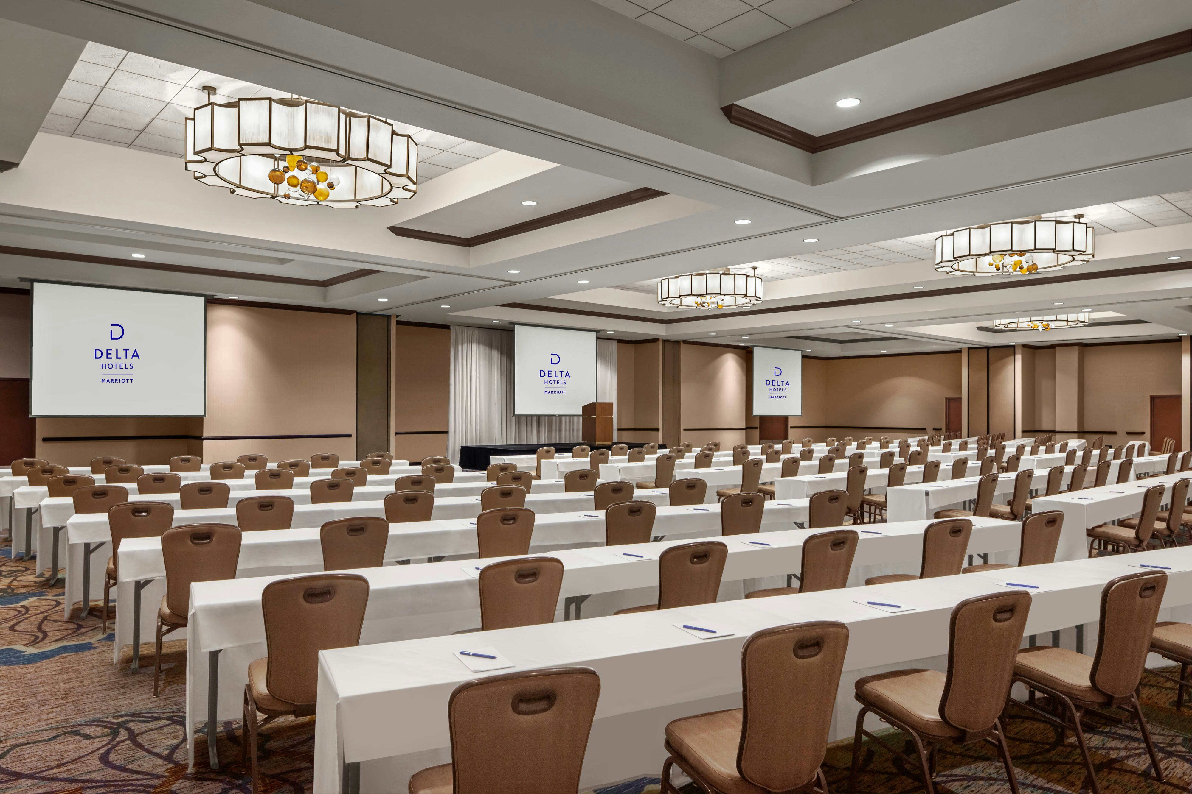 Delta Hotels Anaheim Garden Grove 33/41