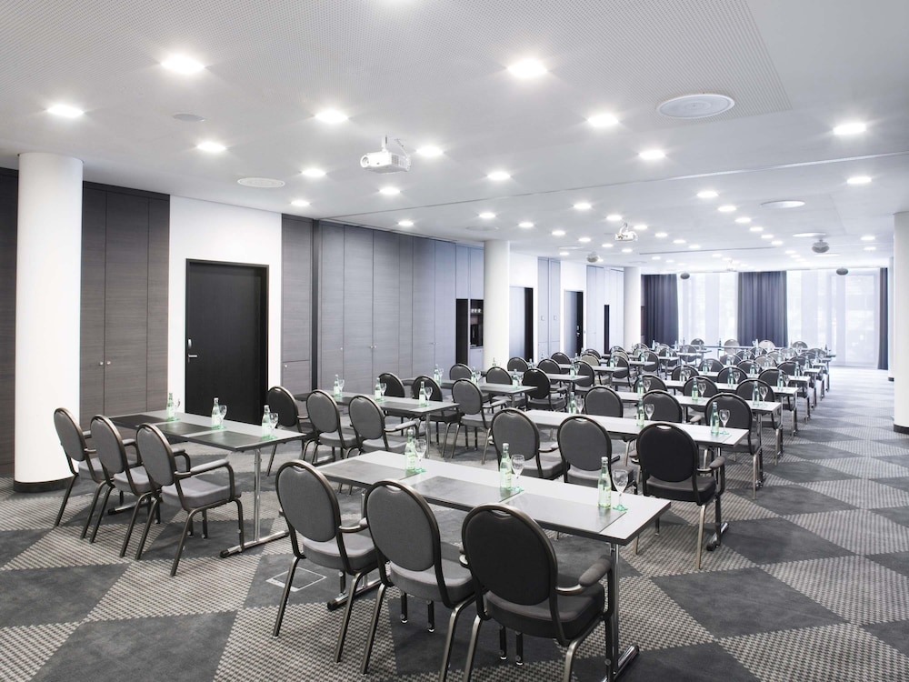Movenpick Hotel Stuttgart Airport 45/50