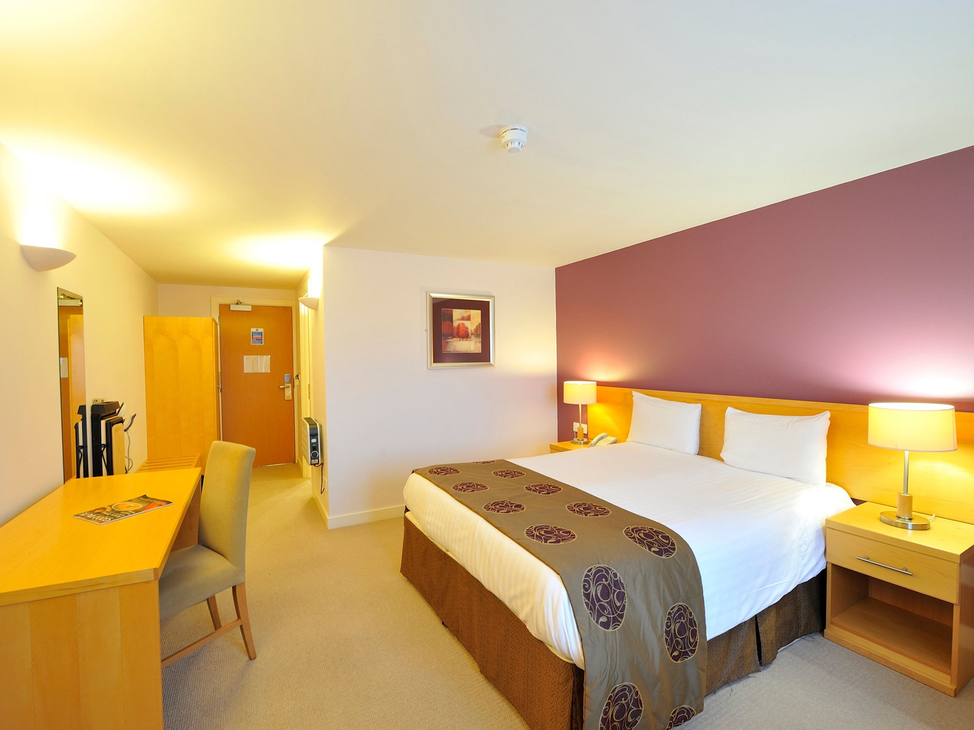 غرفة سوبيريور بسرير مزدوج، The Barn Hotel & Spa 3/8