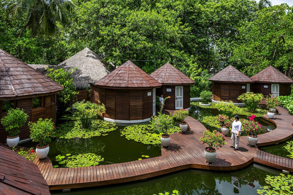 Nika Island Resort & Spa, Maldives 56/67