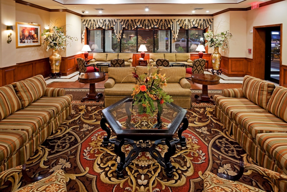 Rockville Centre Hotel 26/38