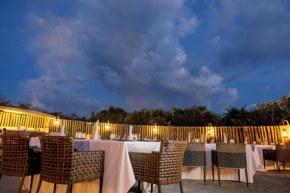 JW Marriott Masai Mara Lodge 38/48