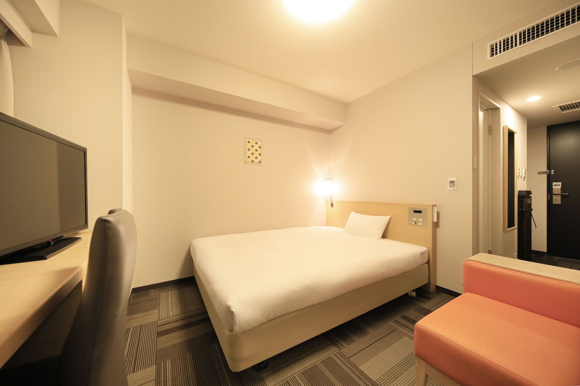 Semi Room, Double Bed