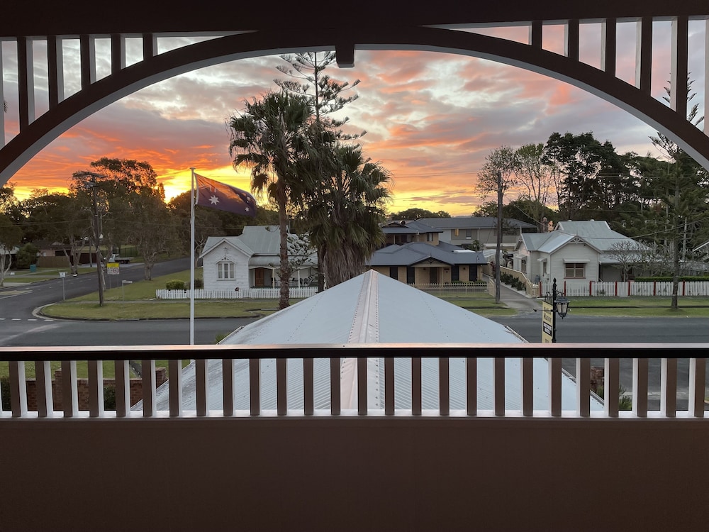 BALLINA MANOR BOUTIQUE HOTEL 52/55