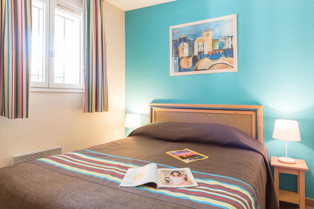 1 BEDROOM, APARTMENT, SEA VIEW