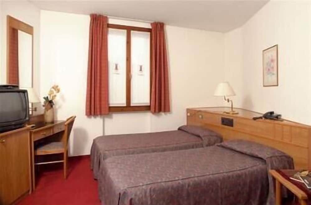 Hotel Patriarca 32/68