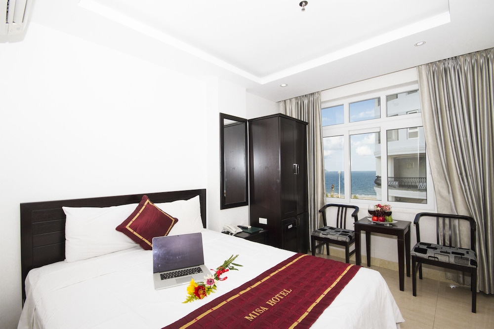 Misa Hotel 43/75