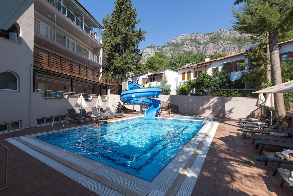 Mavi Deniz 46/50