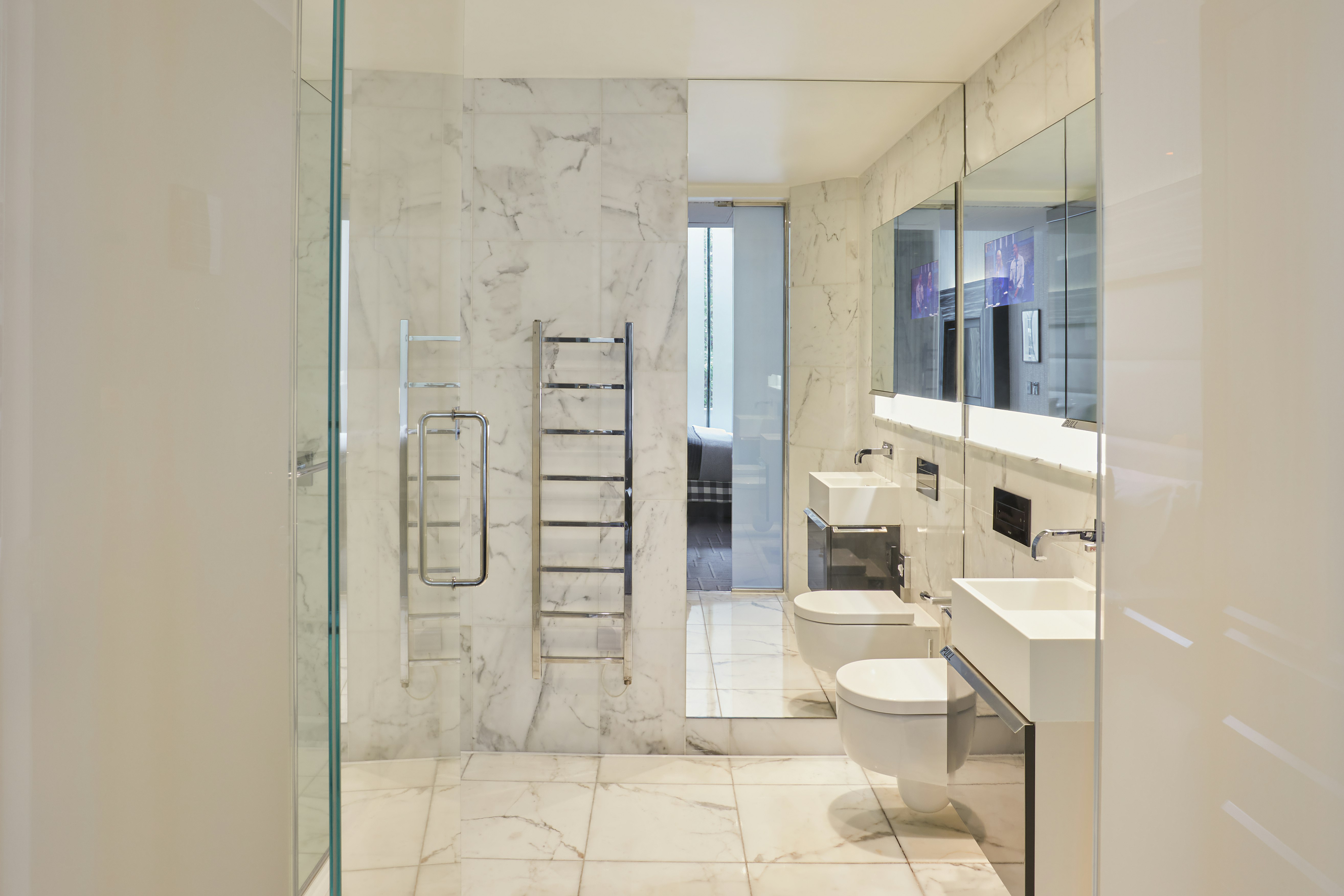 Eccleston Square Hotel 22/23