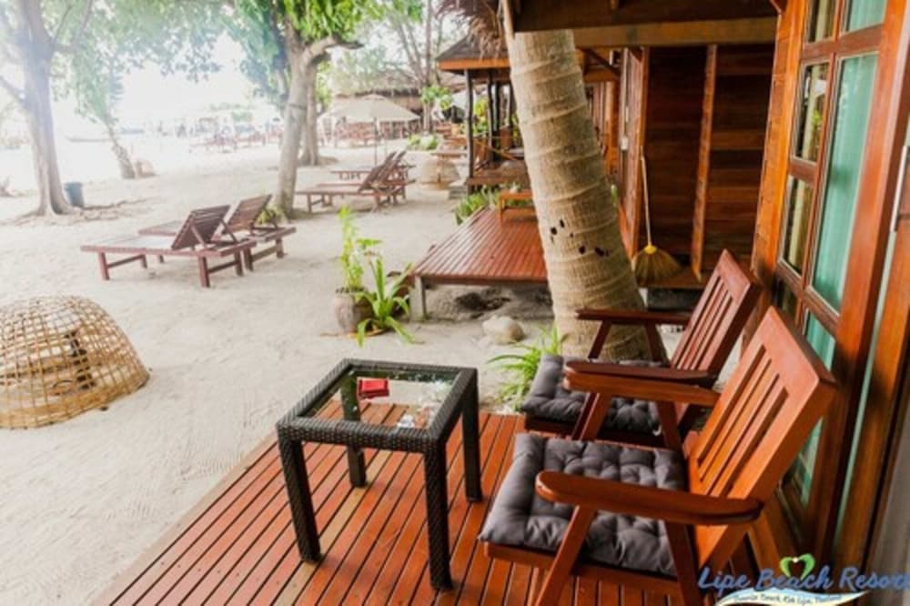 Lipe Beach Resort 34/50