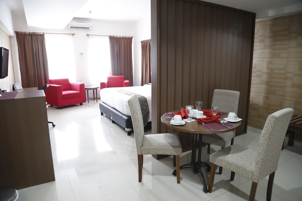 Grand Inna Medan 39/48