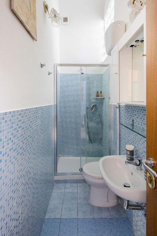 BnB Rooms And Comfort 45/50