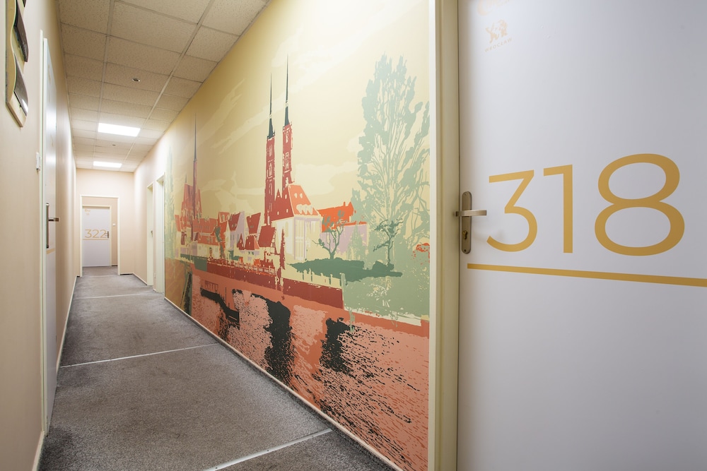 Moon Hostel Wroclaw 4/36