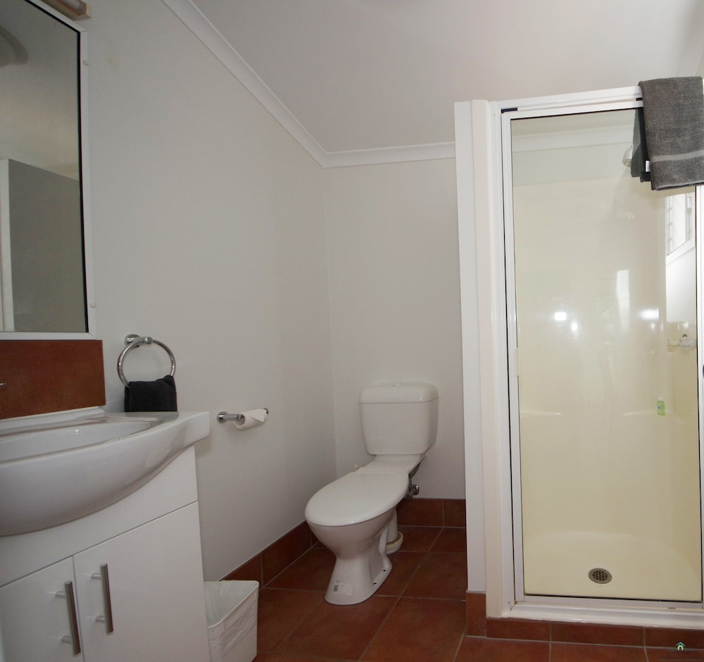 CAPE YORK PENINSULA LODGE 8/25