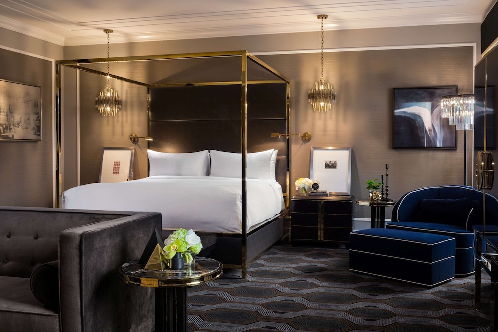 Fairmont Hotel Vancouver 52/67