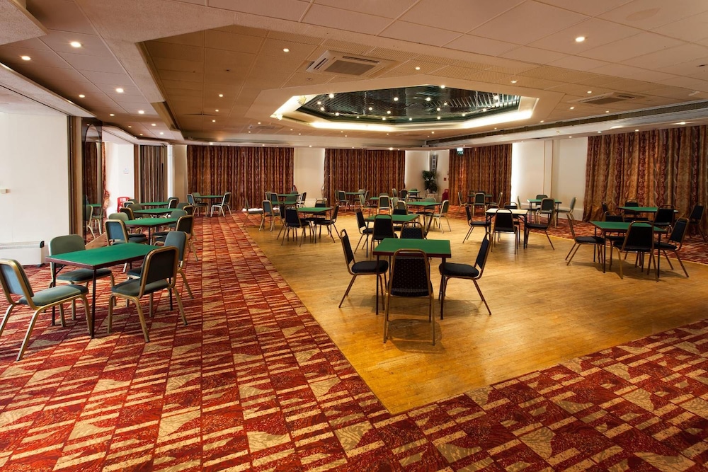 Heathlands Hotel Bournemouth 39/48