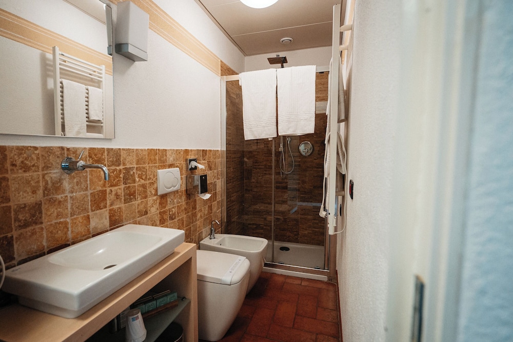Locanda Sant'agata 62/63