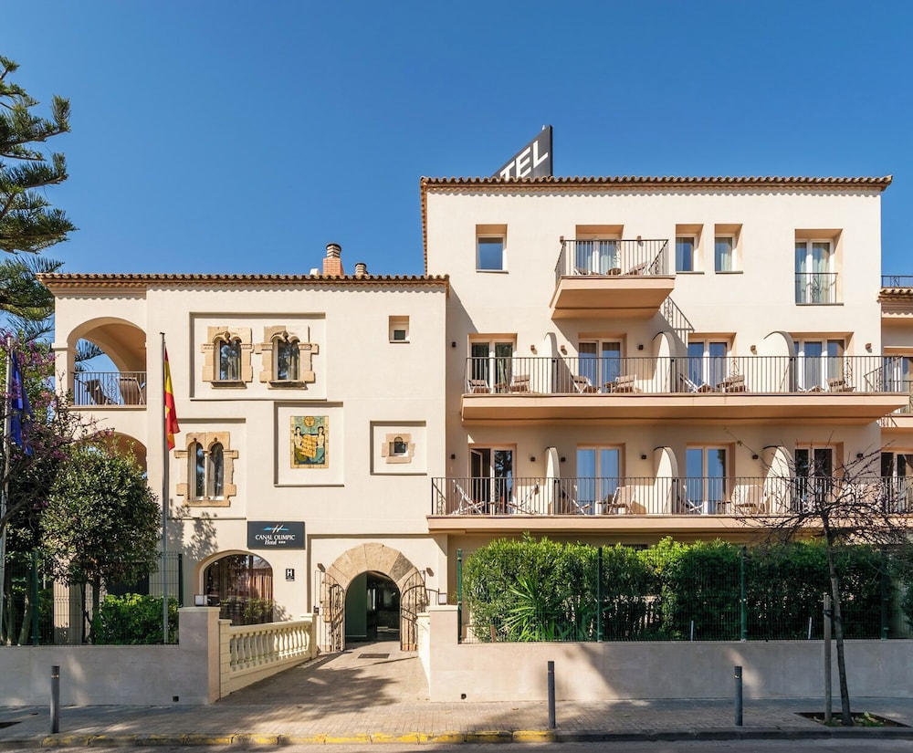 Canal Olimpic Hotel 10/64