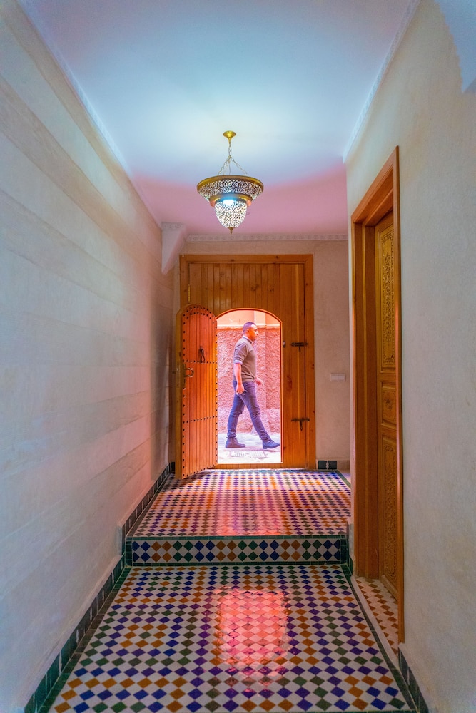 Riad Louaya 22/79