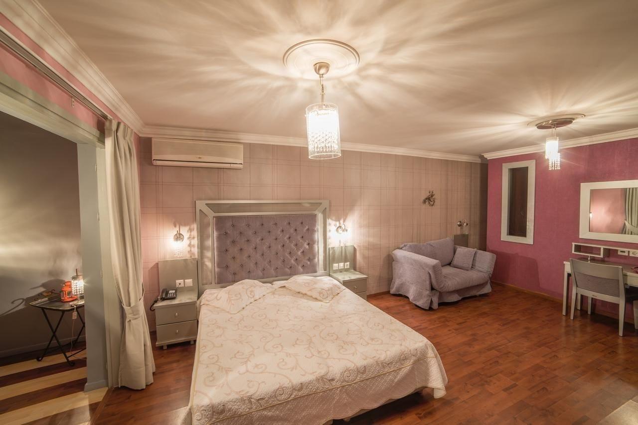 Junior Suite, Single